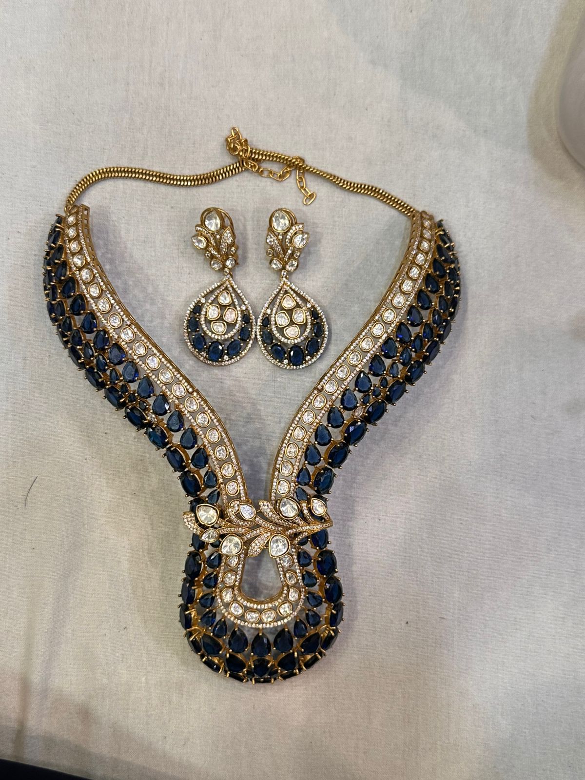 Emerald Elegance Statement Necklace Set