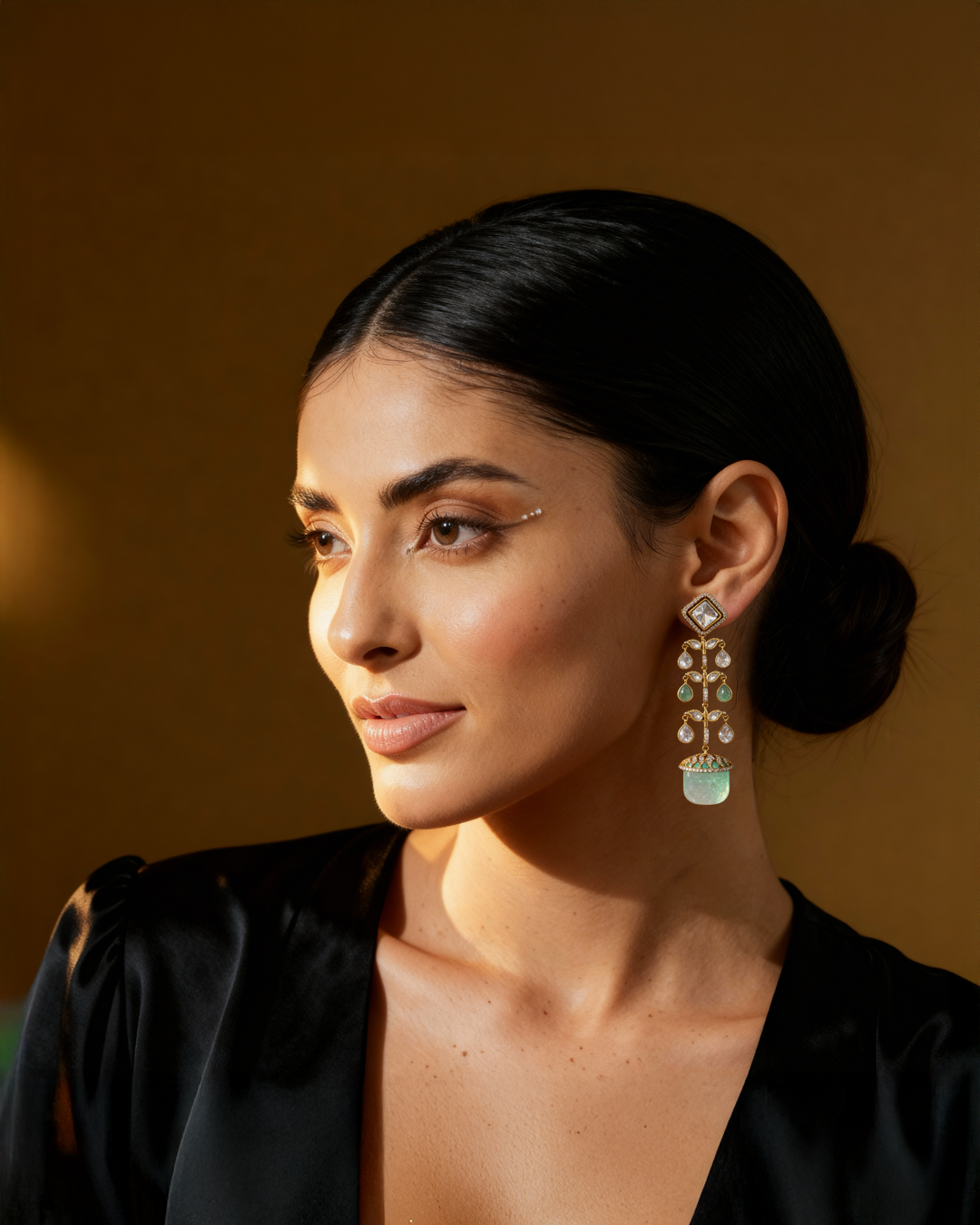 Rich & Regal Look High- End Long Earring